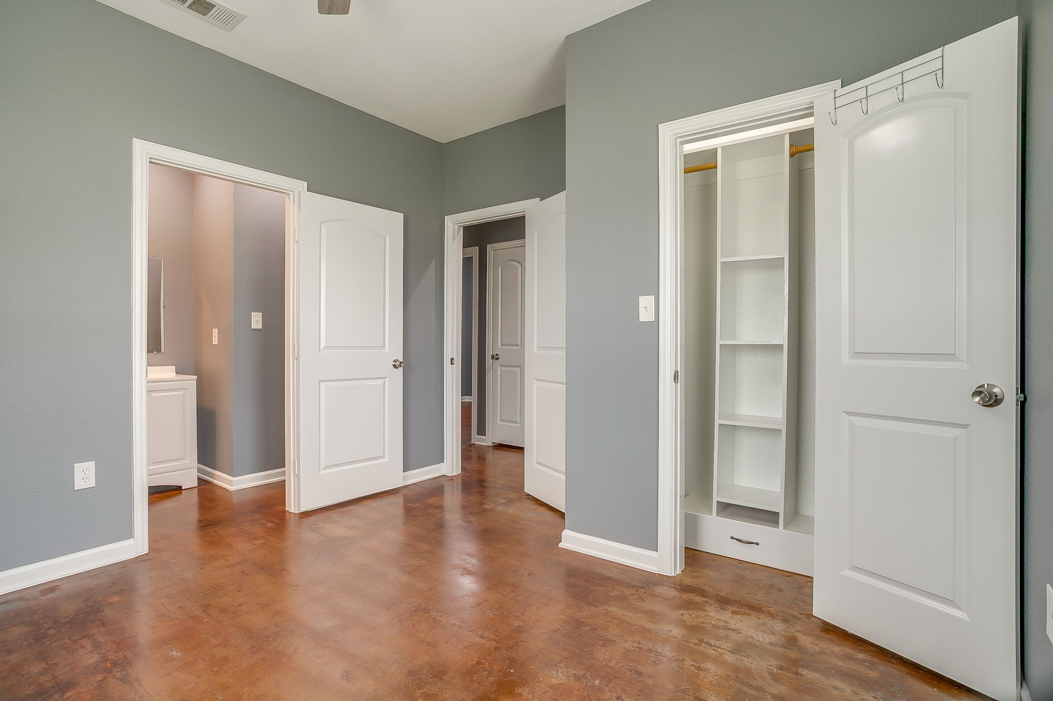 604 S Aquilla Street Itasca TX 76055