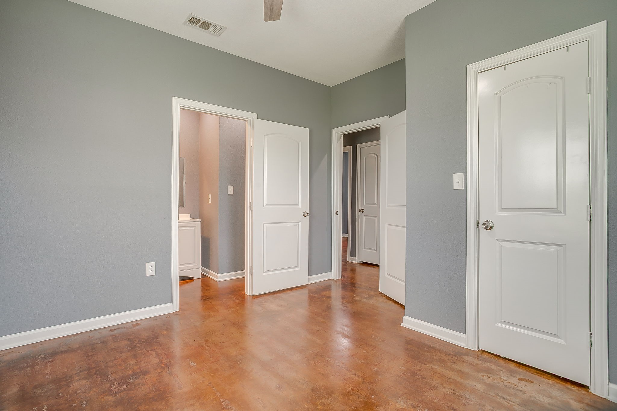 604 S Aquilla Street Itasca TX 76055