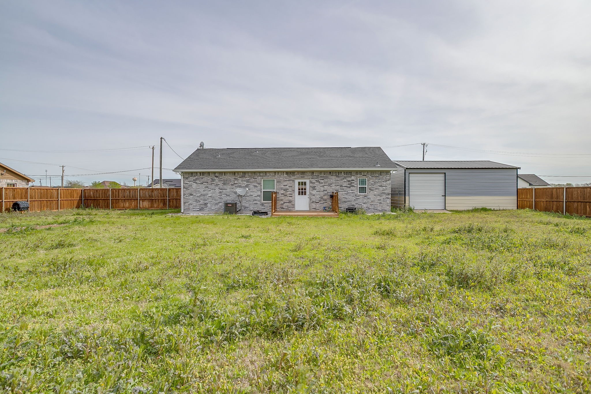 604 S Aquilla Street Itasca TX 76055