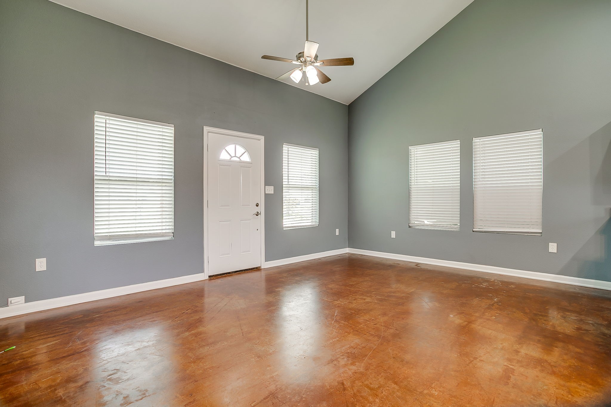 604 S Aquilla Street Itasca TX 76055