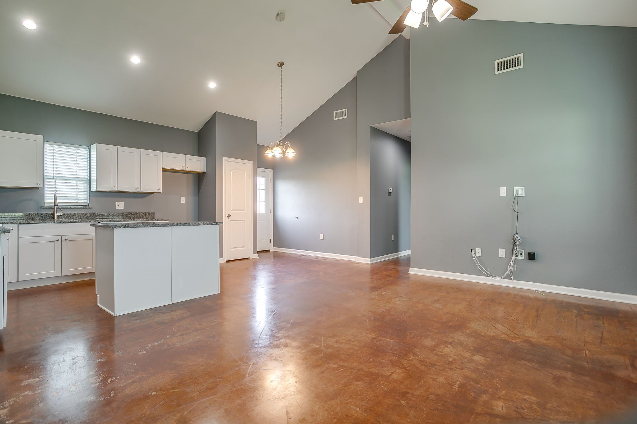 604 S Aquilla Street Itasca TX 76055