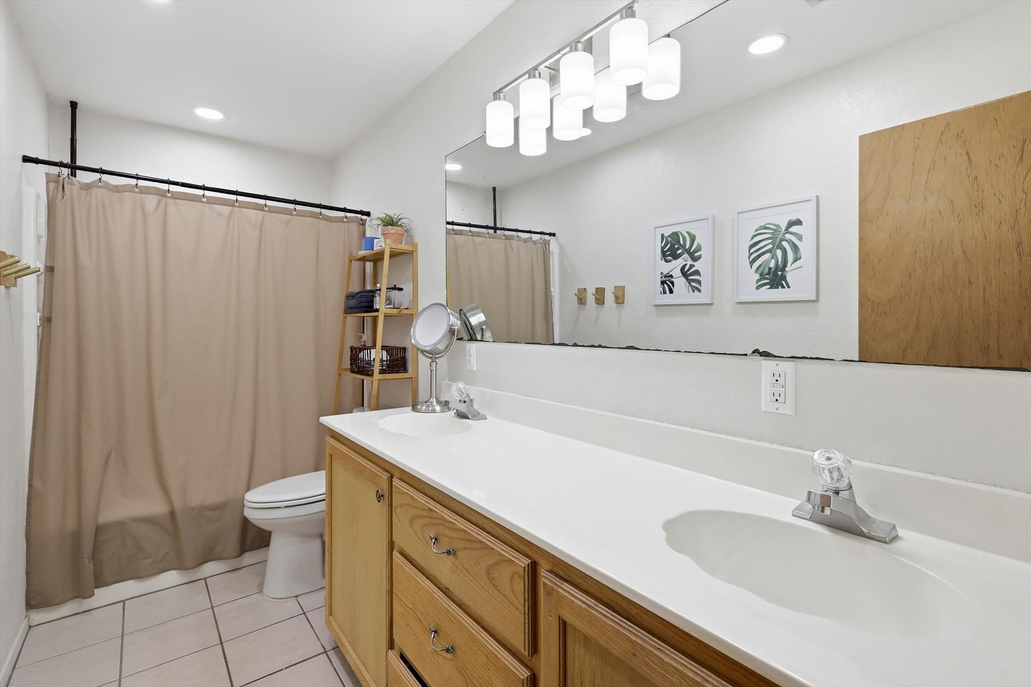 4051 Country Meadows Circle Granbury TX 76049