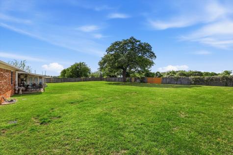 4051 Country Meadows Circle Granbury TX 76049