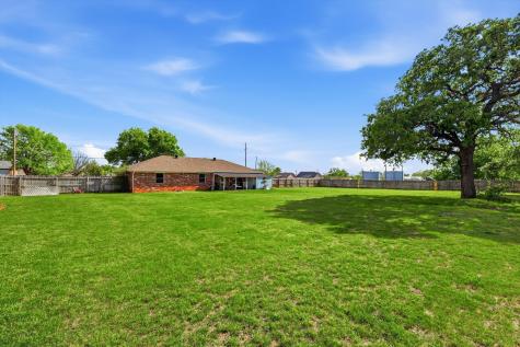 4051 Country Meadows Circle Granbury TX 76049