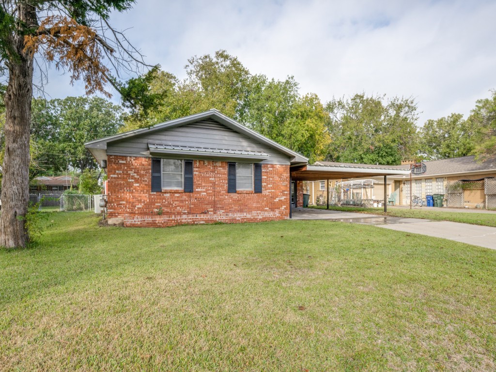 109 S 8th Street Sanger TX 76266