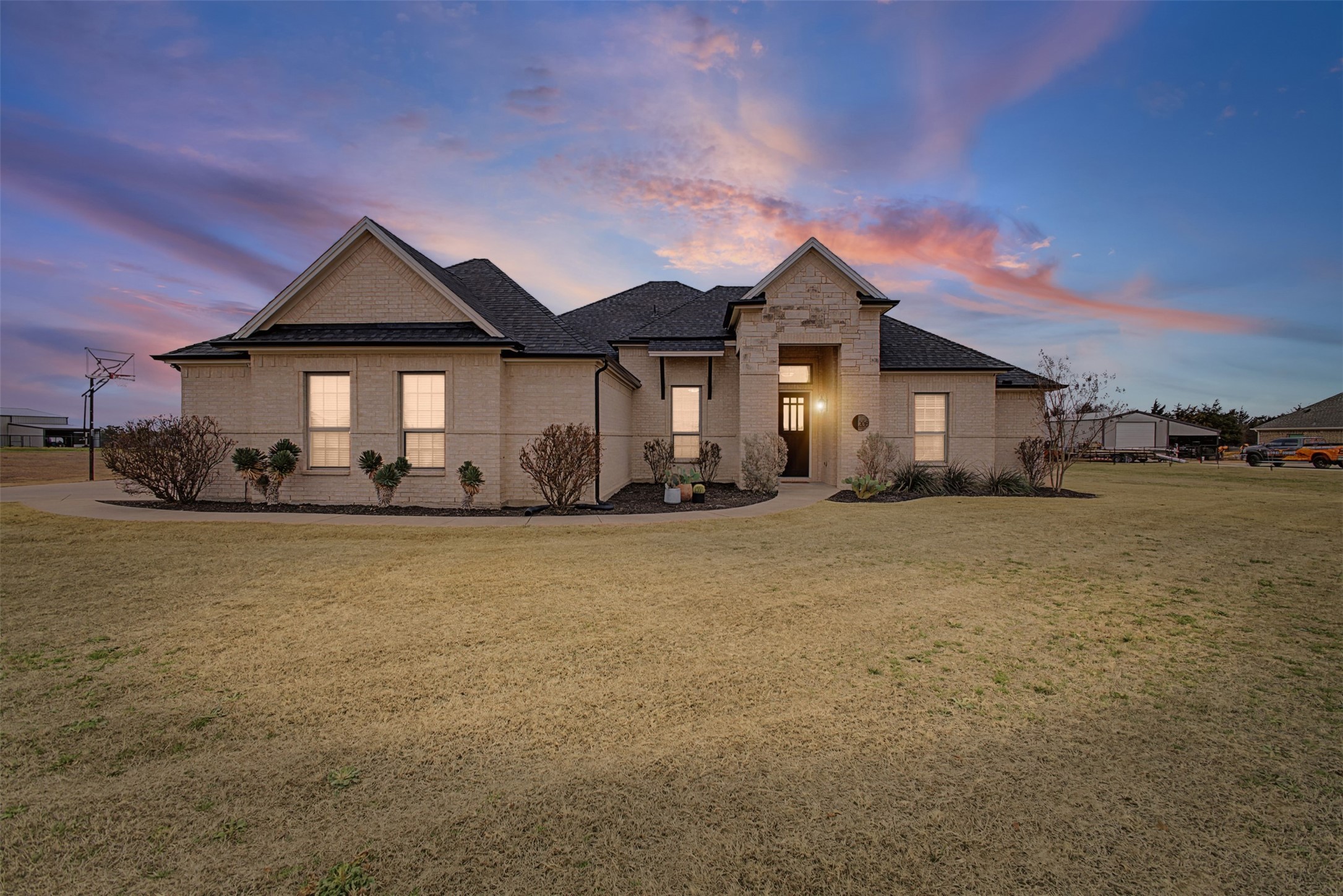 208 Blue Ridge Drive Waxahachie TX 75167