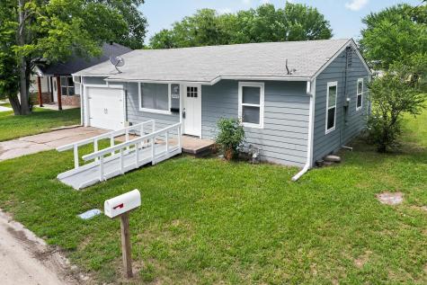 2020 Laura Street Caddo Mills TX 75135