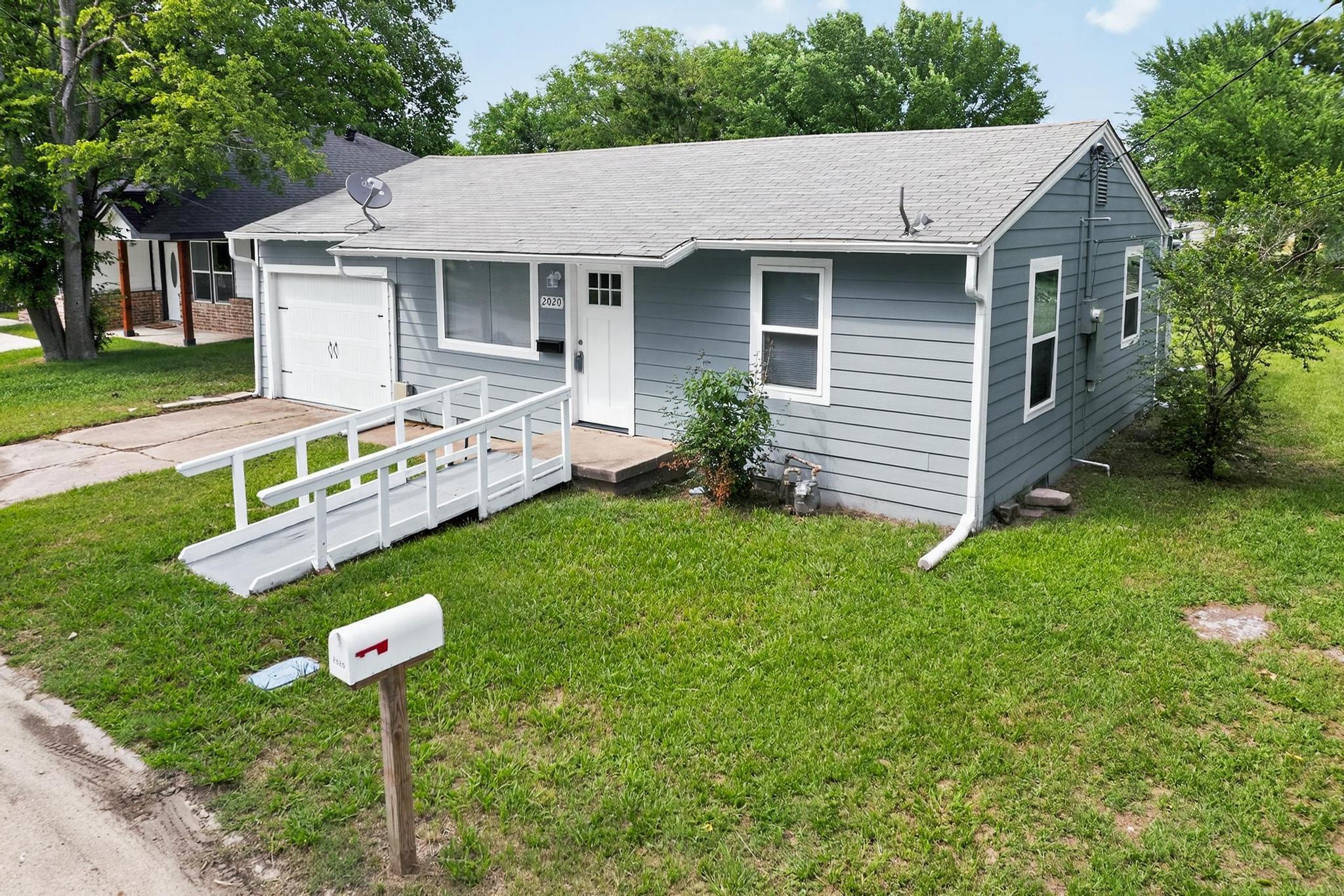 2020 Laura Street Caddo Mills TX 75135