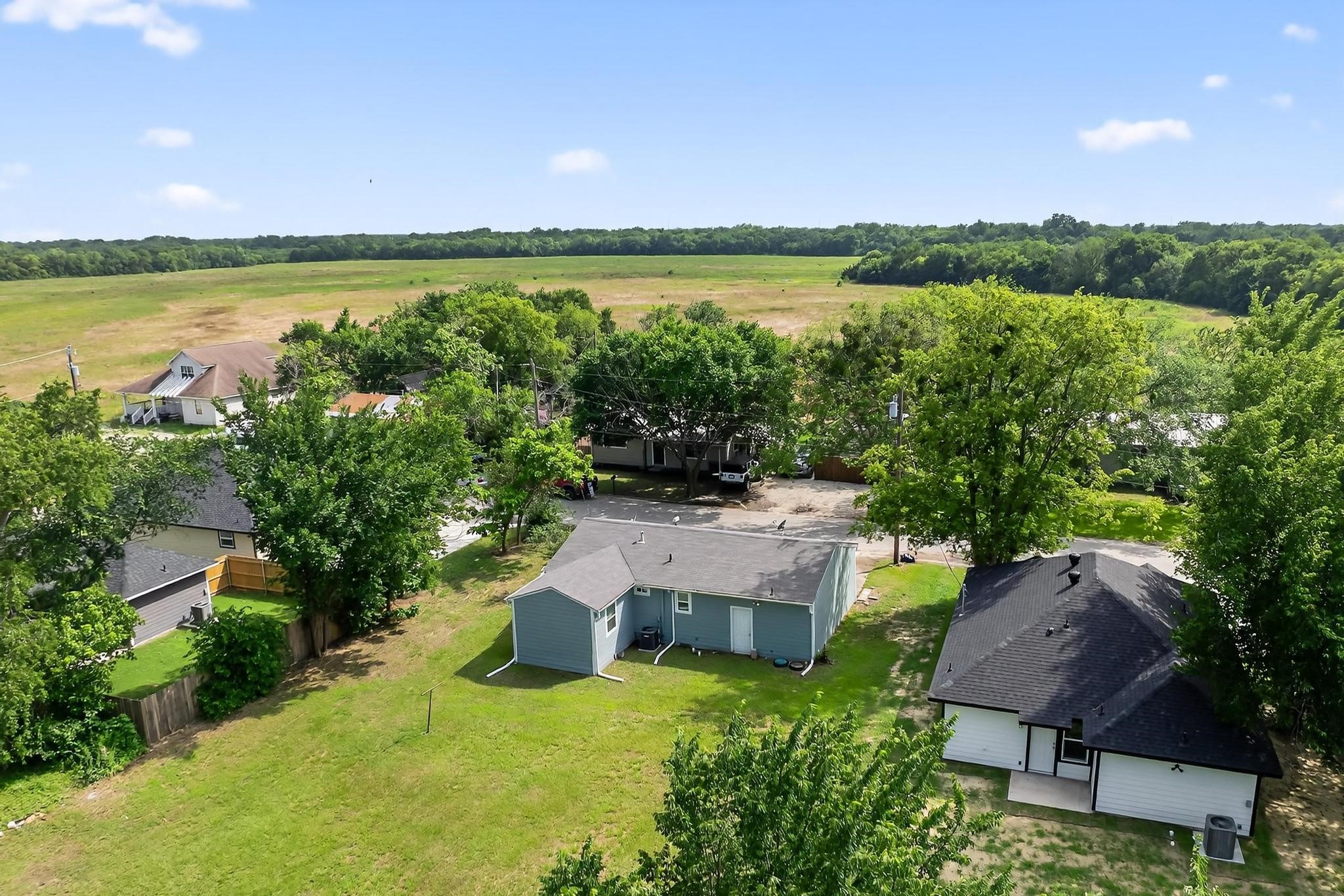 2020 Laura Street Caddo Mills TX 75135