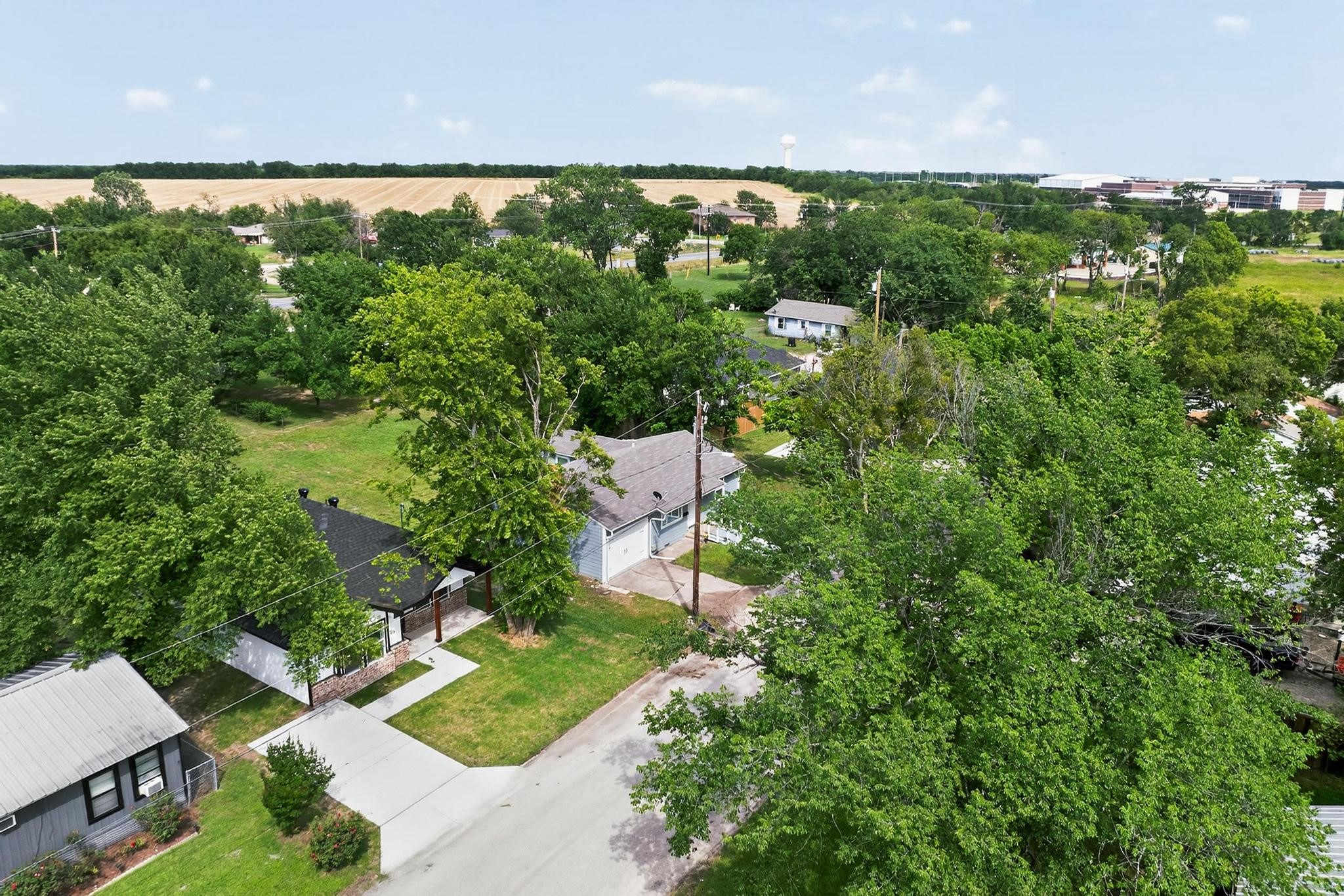 2020 Laura Street Caddo Mills TX 75135
