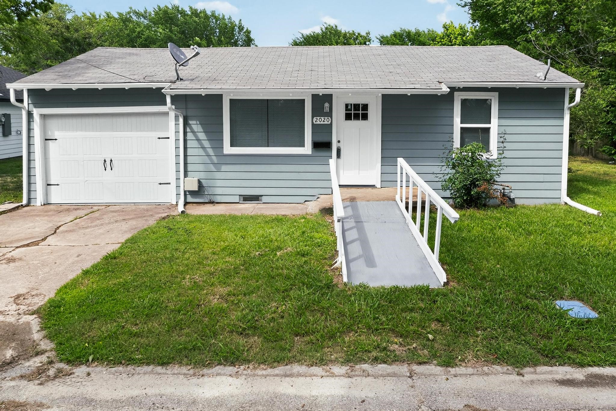 2020 Laura Street Caddo Mills TX 75135