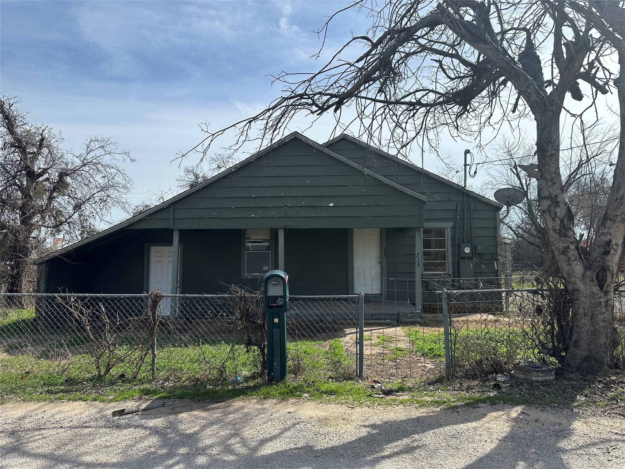 713 Wright Court Granbury TX 76048