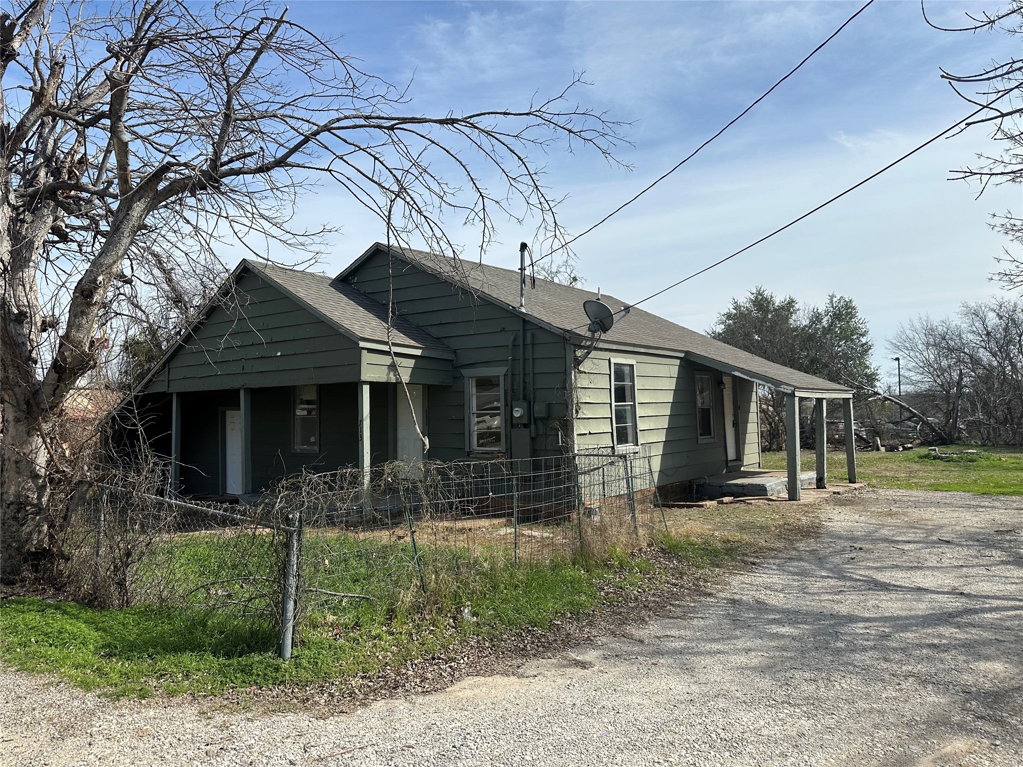 713 Wright Court Granbury TX 76048