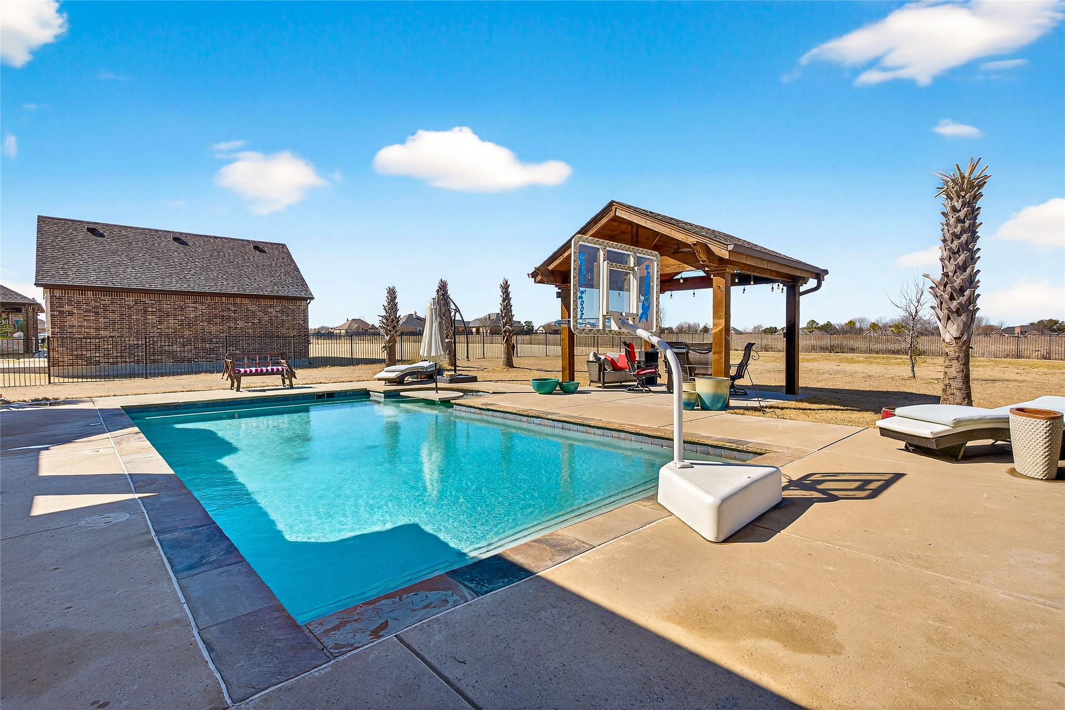 12099 Briargrove Lane Talty TX 75126