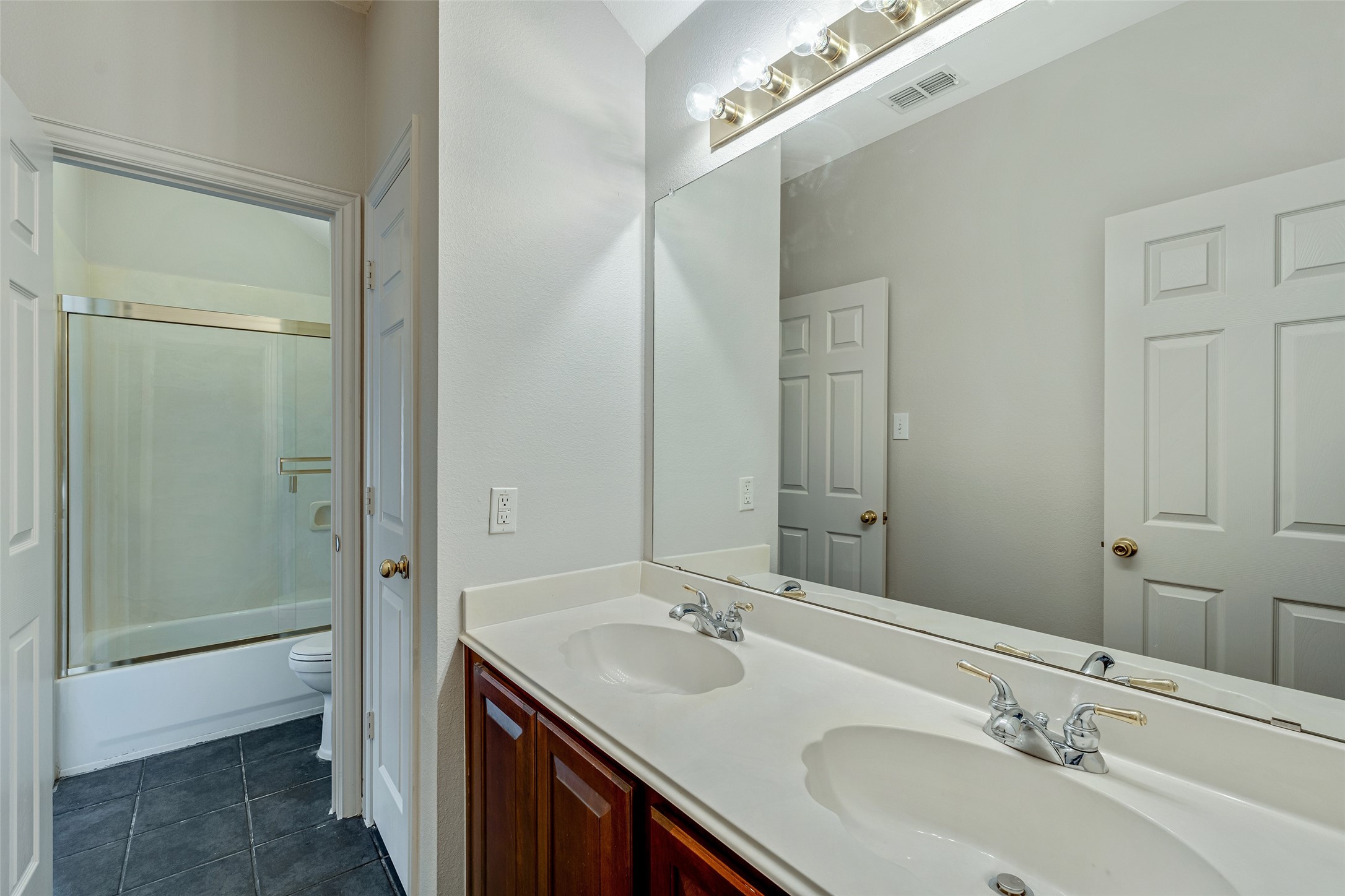 3212 Cantura Drive Mesquite TX 75181