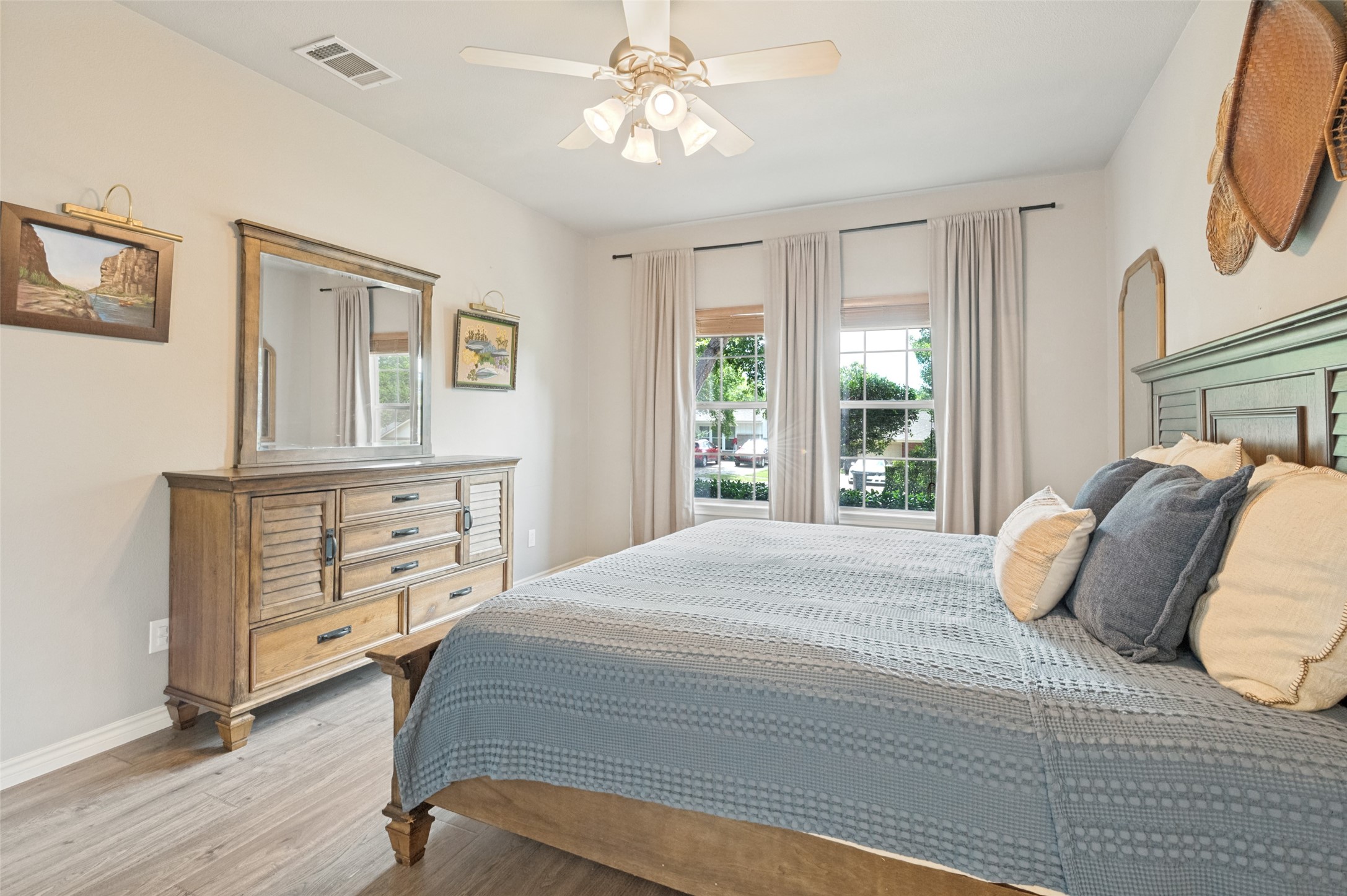 514 N 1st Street Midlothian TX 76065