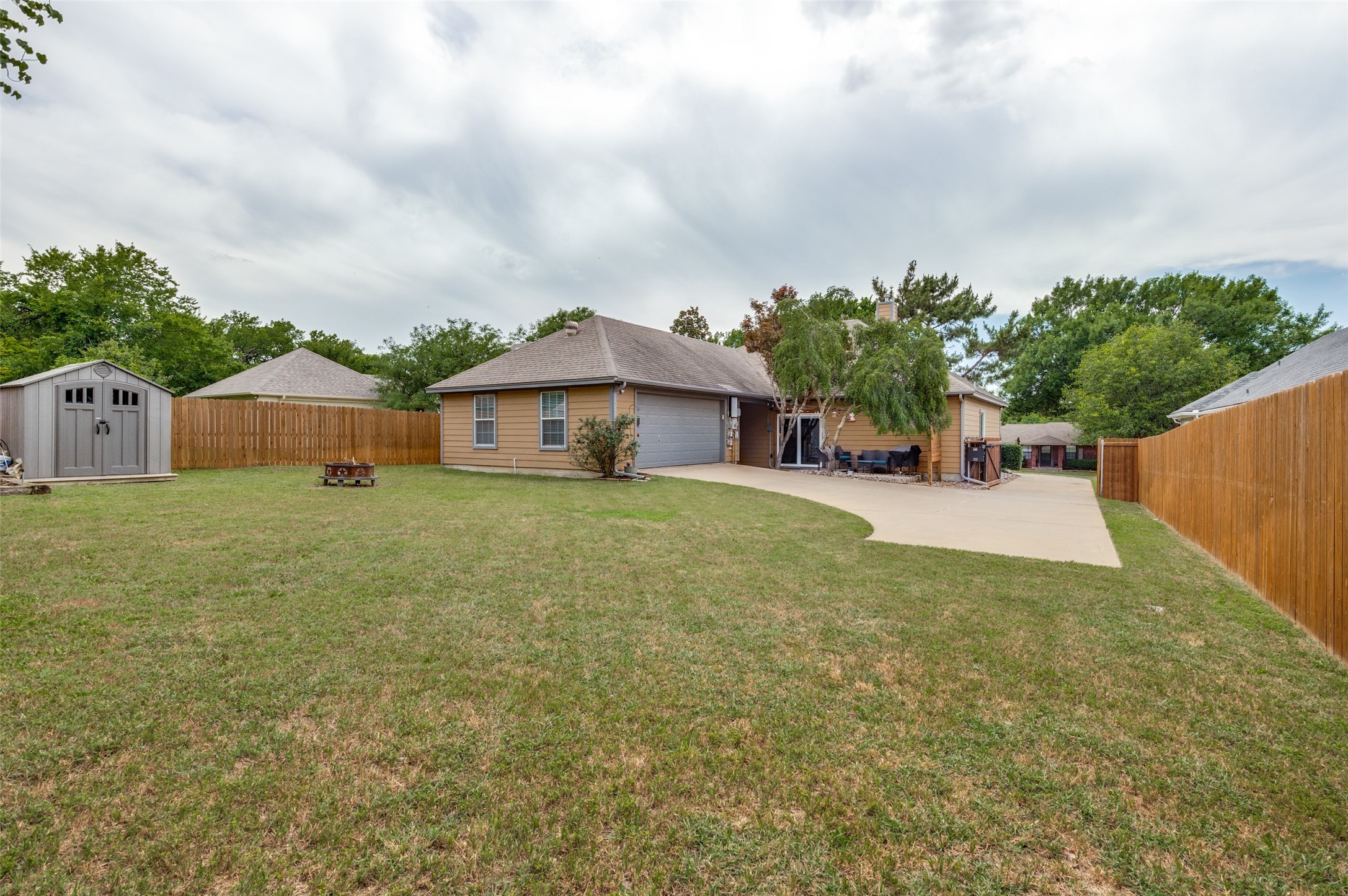 514 N 1st Street Midlothian TX 76065