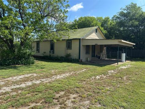 109 Harrison Avenue Newcastle TX 76372