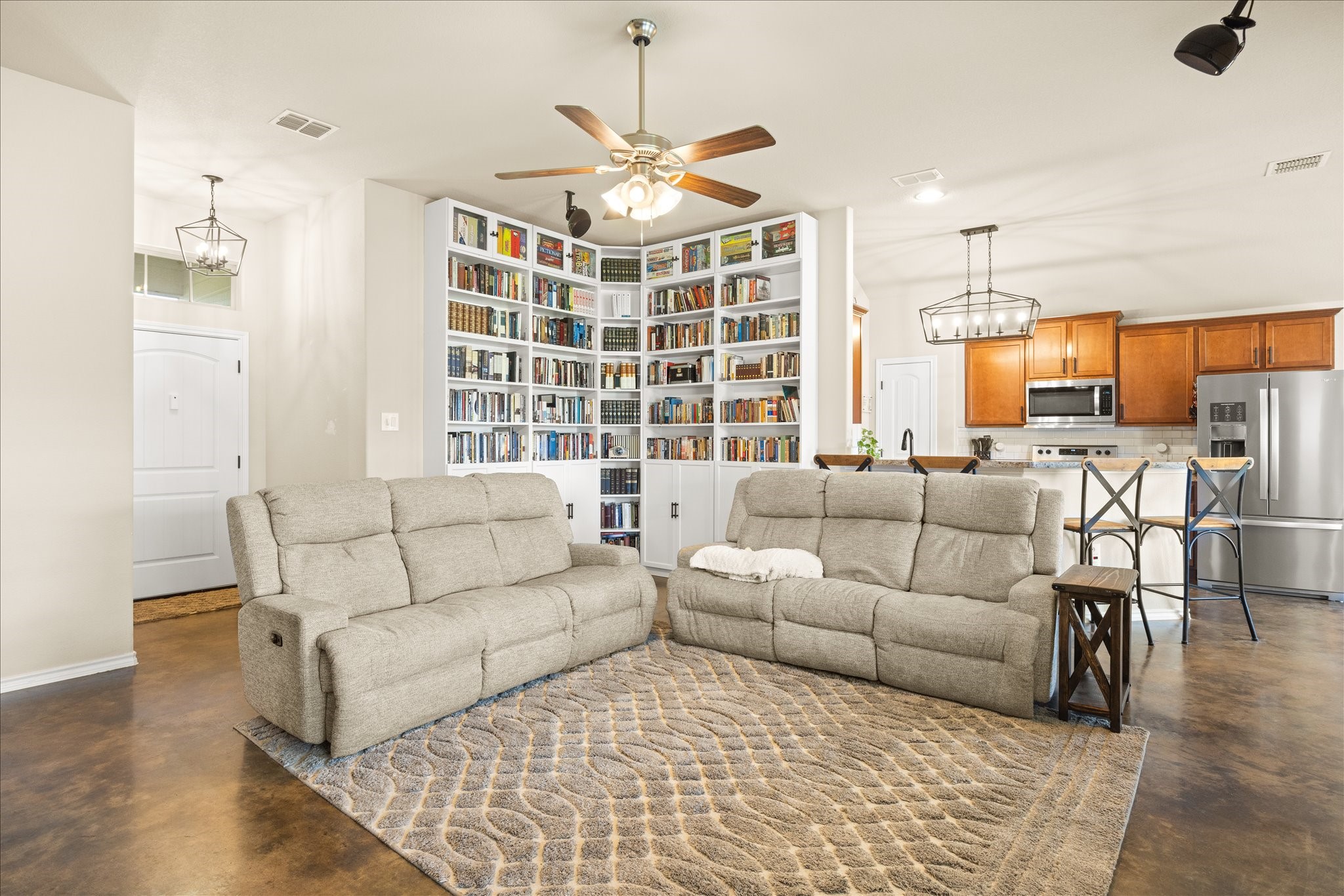 7203 Mistletoe Trail Granbury TX 76048