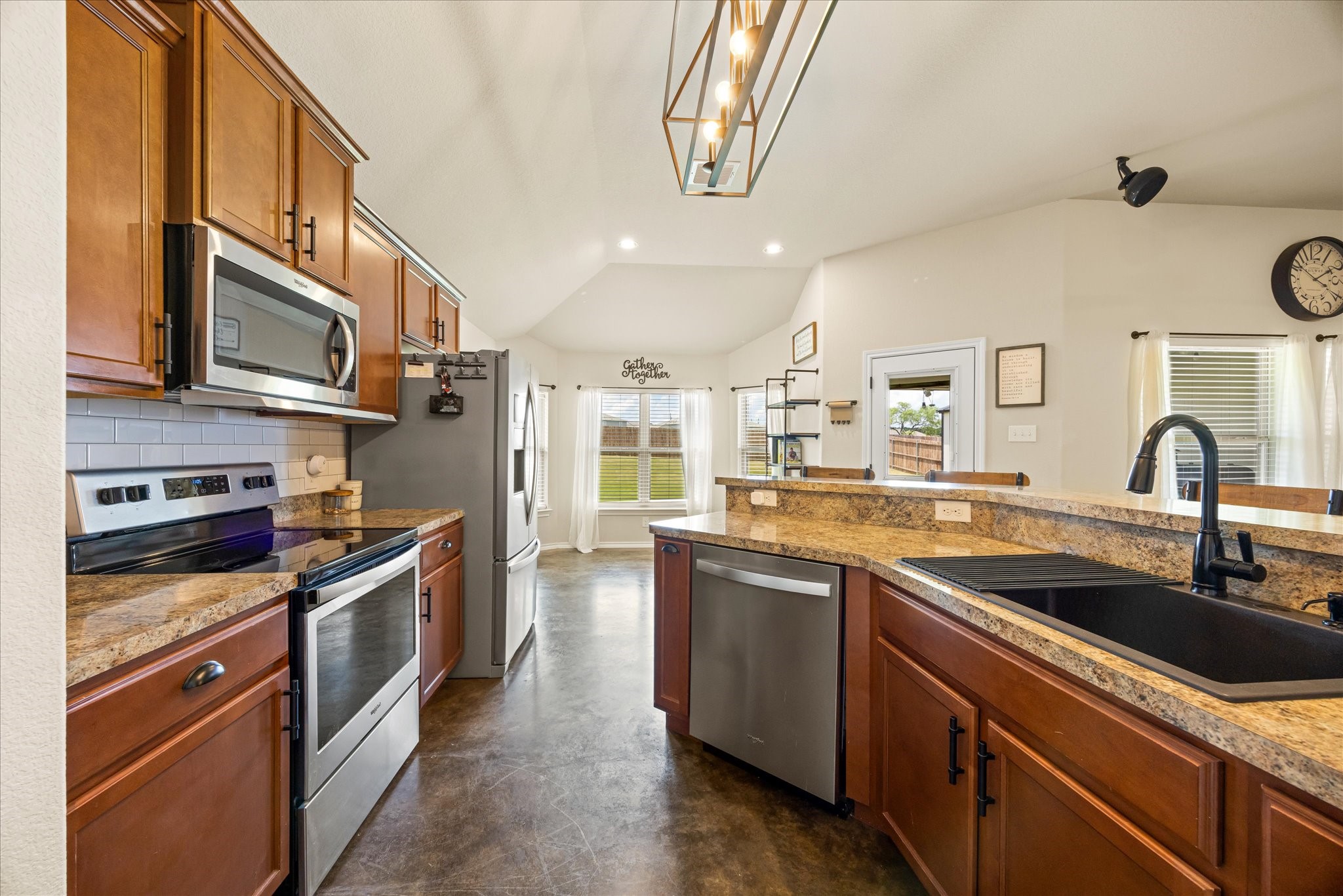 7203 Mistletoe Trail Granbury TX 76048