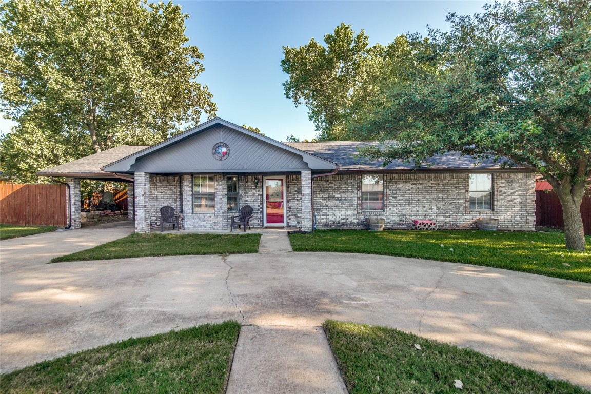 100 Amy Court Collinsville TX 76233