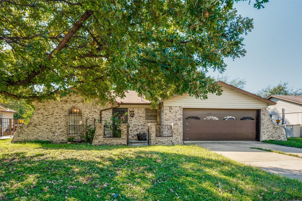 5824 Saramac Drive Watauga TX 76148