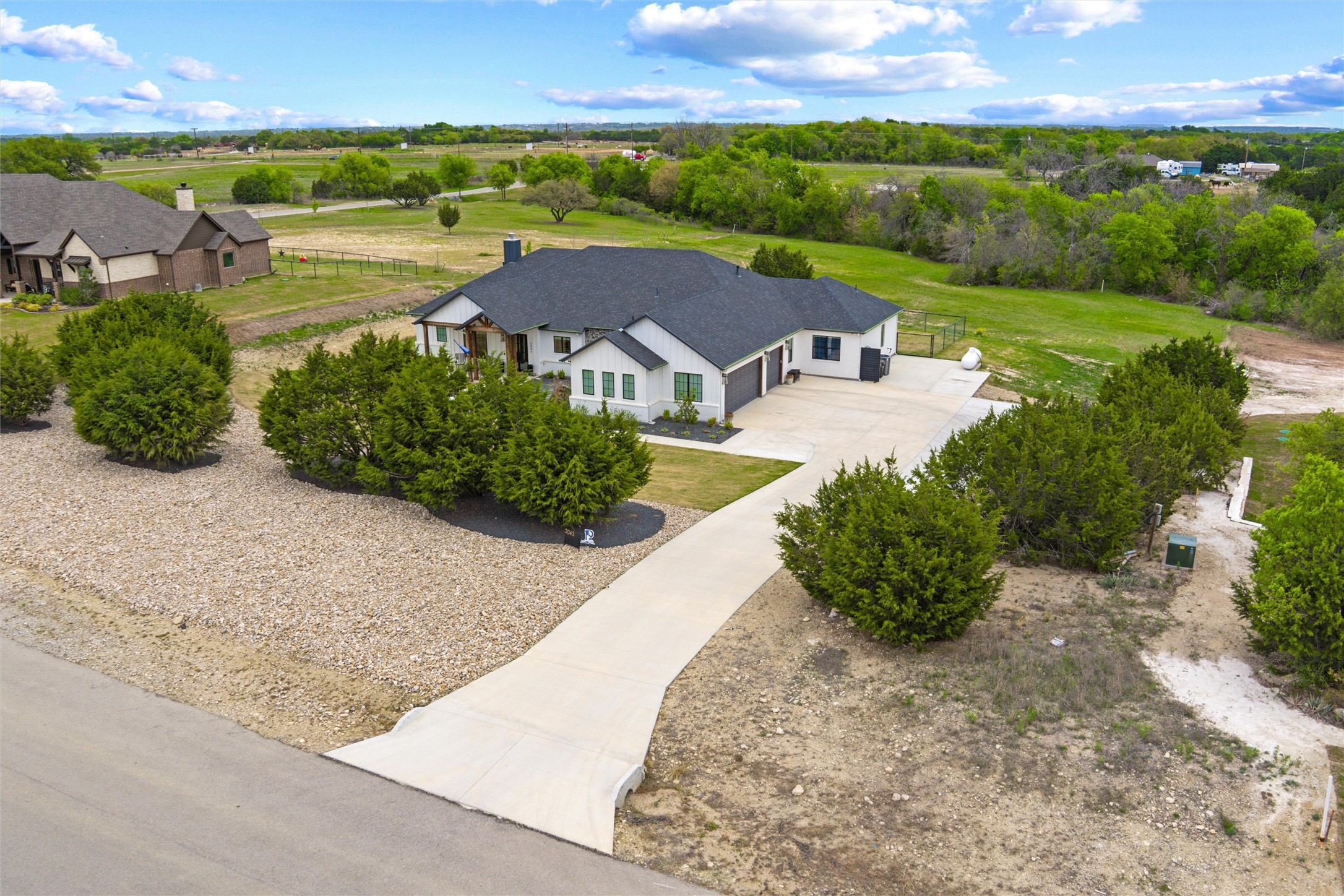 2043 Woodland Road Weatherford TX 76088