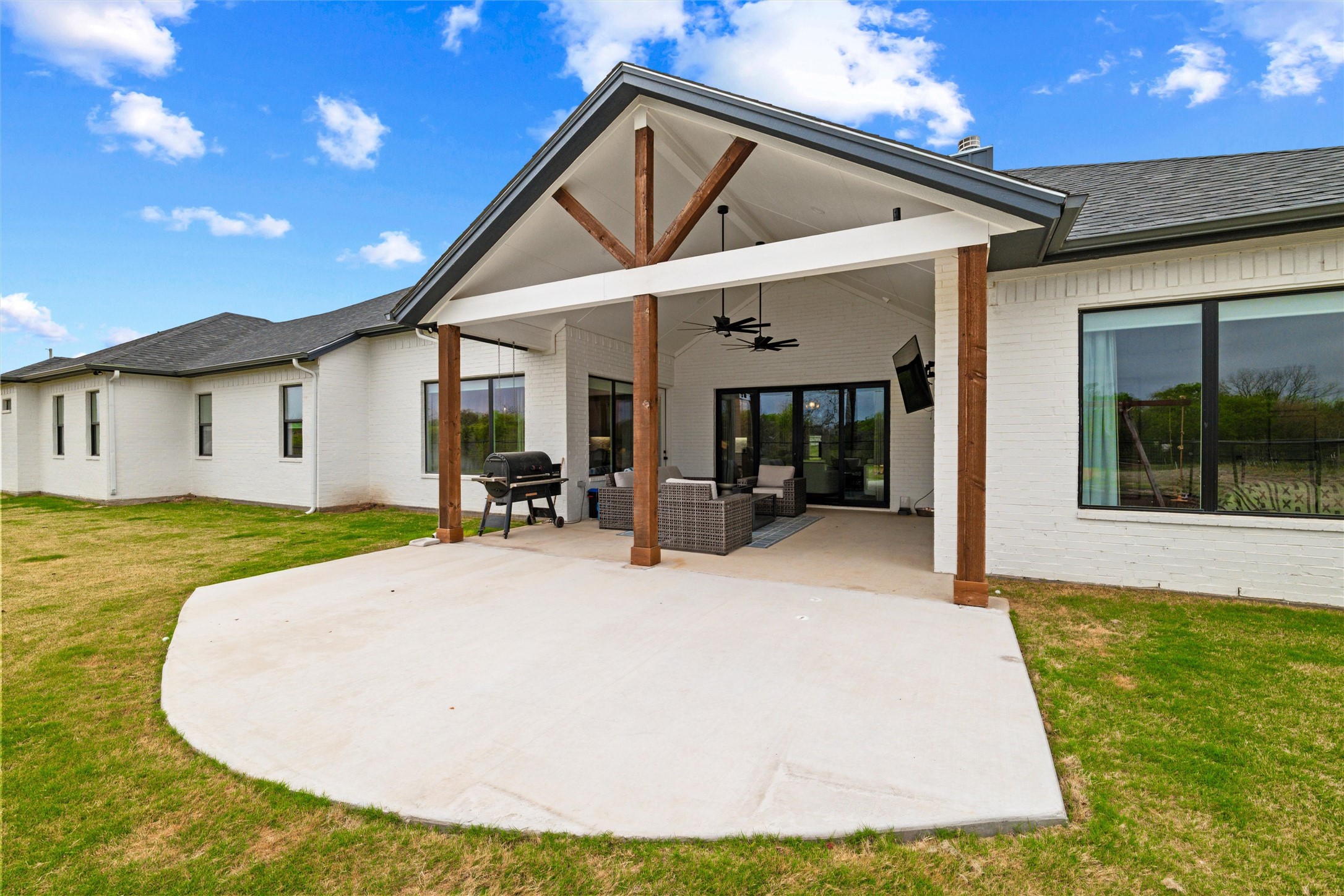 2043 Woodland Road Weatherford TX 76088