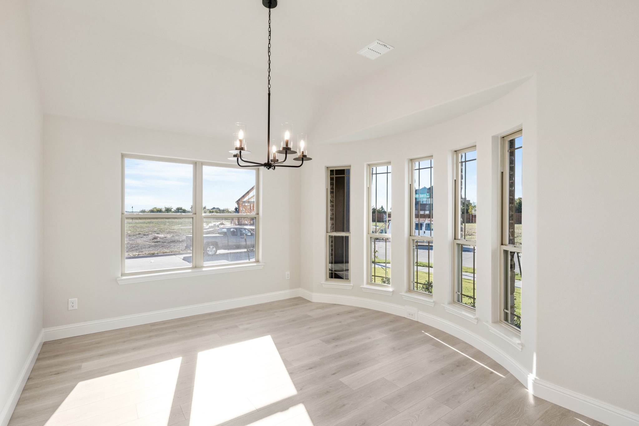 537 Sanctuary Drive Waxahachie TX 75165