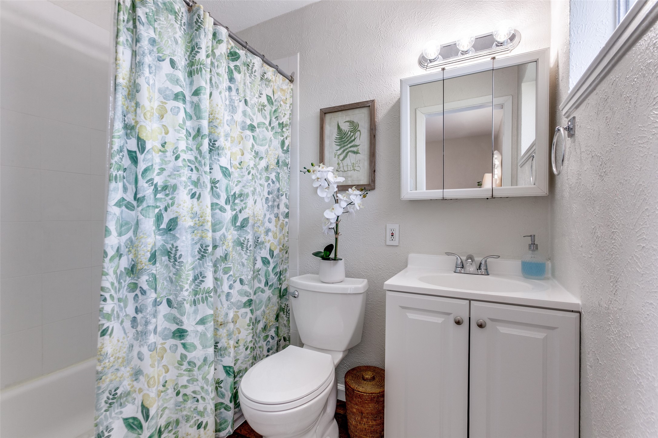 1200 Ridgeway Drive Richardson TX 75080