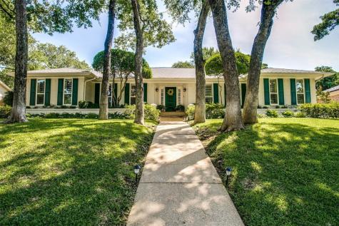 1805 Woodside Drive Arlington TX 76013