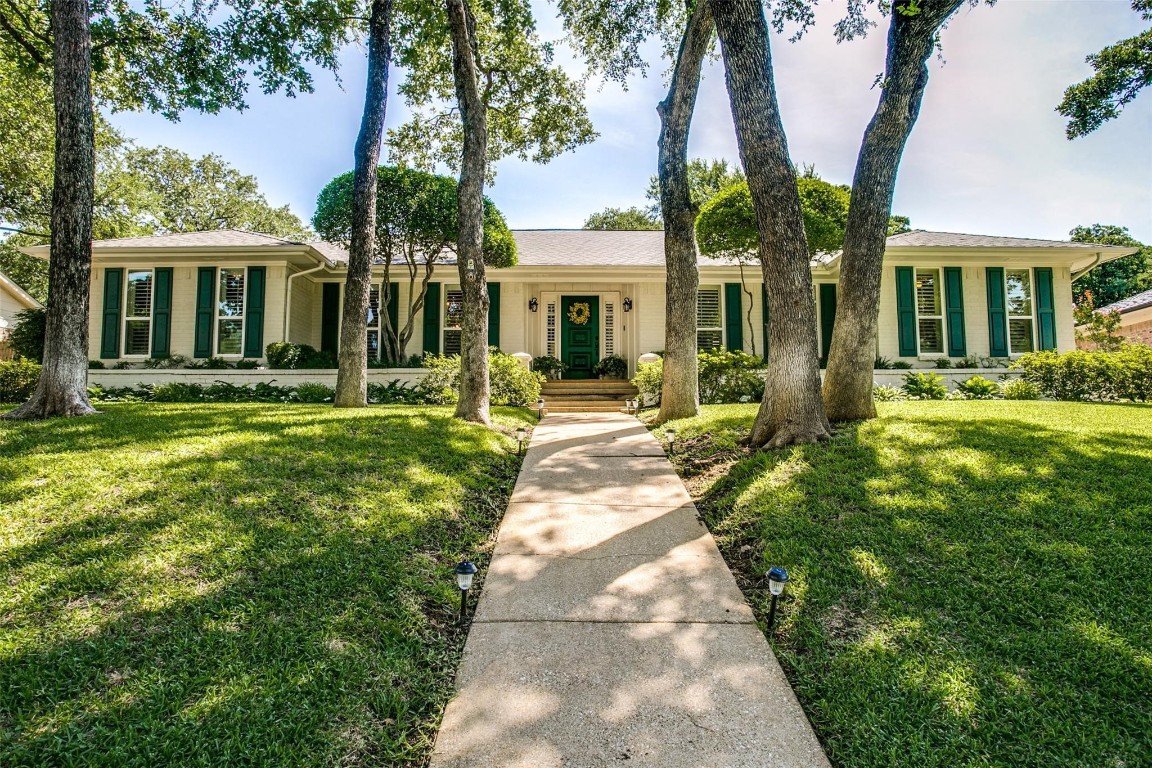 1805 Woodside Drive Arlington TX 76013