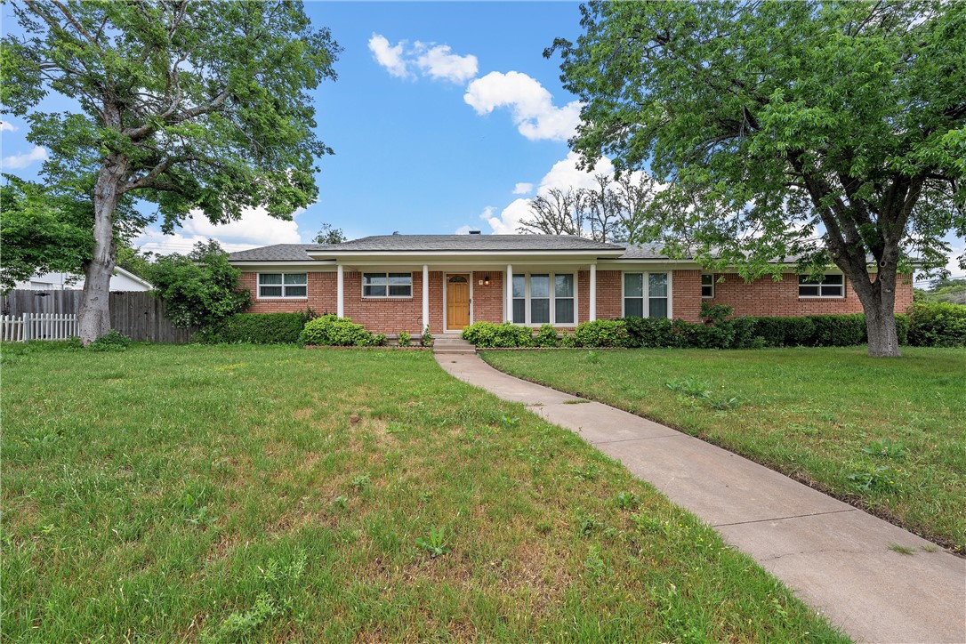 1001 Southwood Drive Woodway TX 76712