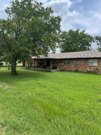 550 County Road 1241 Savoy TX 75479