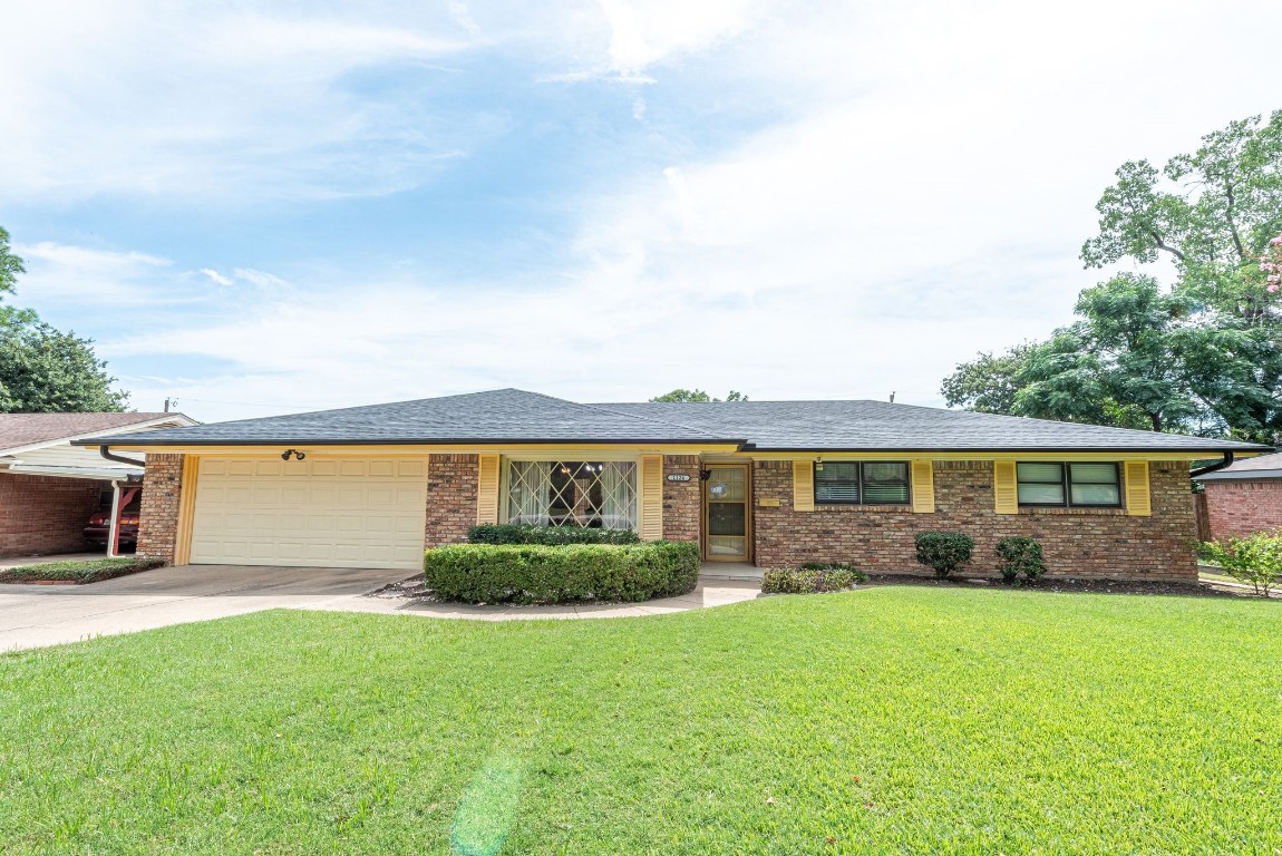 1124 Birch Street Hurst TX 76053