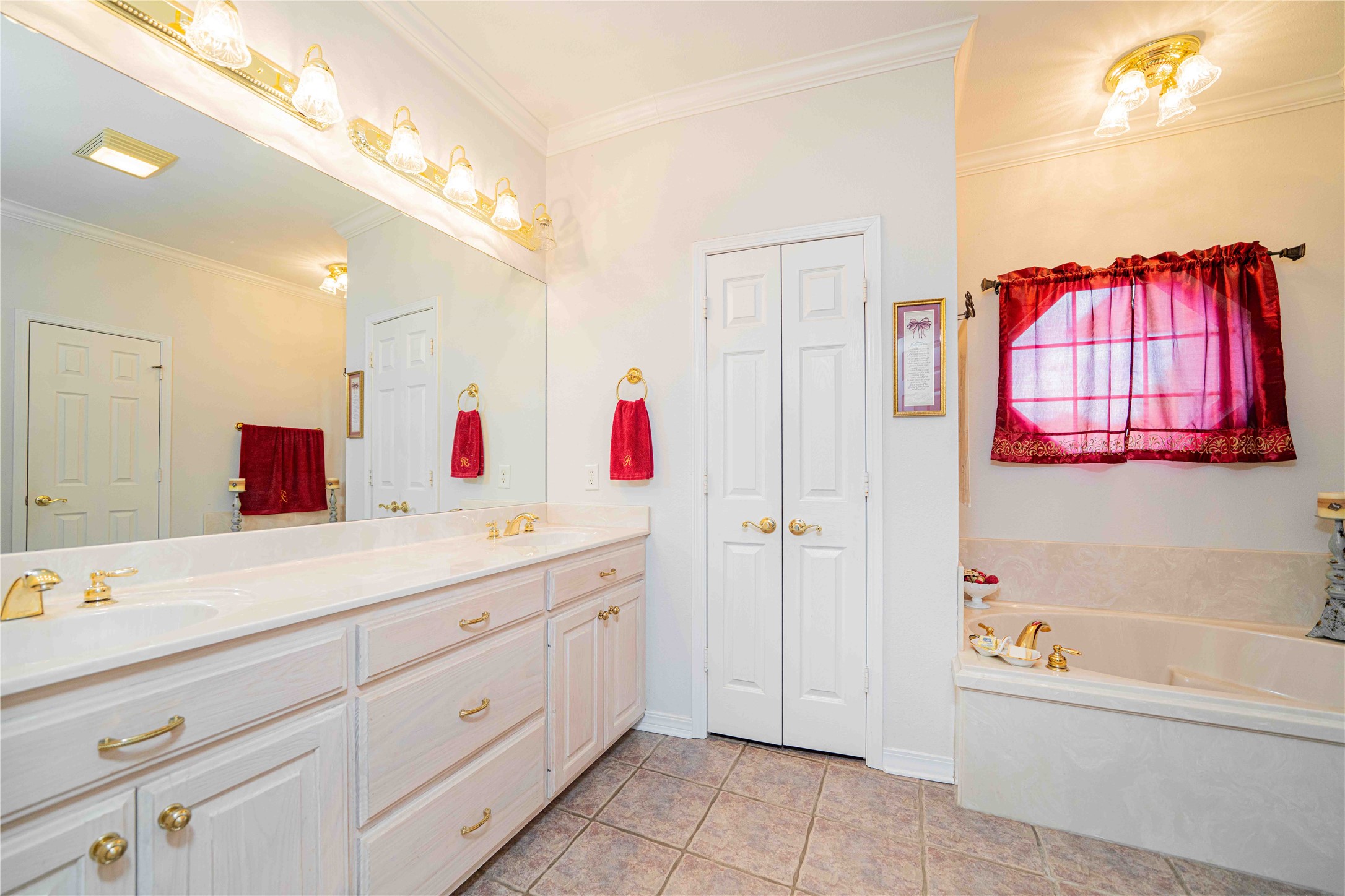 1855 Phillips Springs Road Gladewater TX 75647