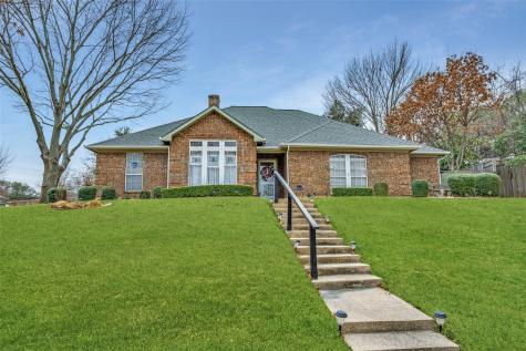 2120 Meadowview Court Garland TX 75043