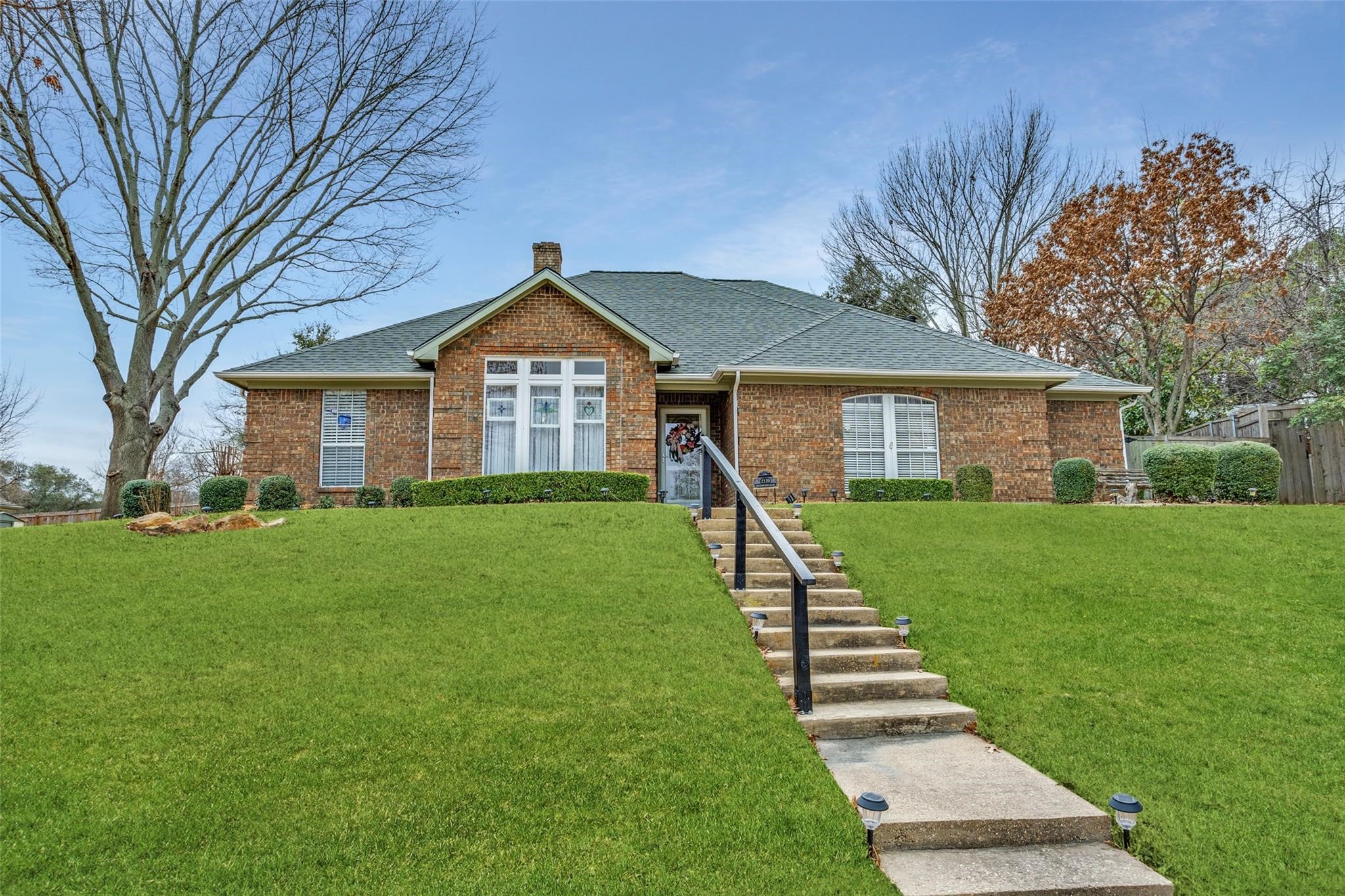 2120 Meadowview Court Garland TX 75043
