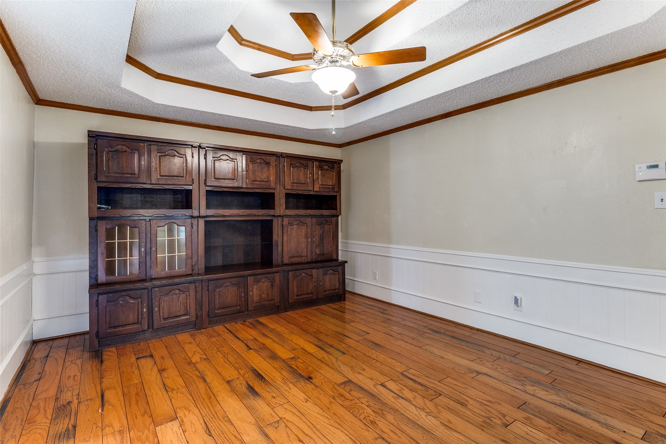 2120 Meadowview Court Garland TX 75043