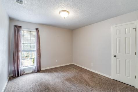 2120 Meadowview Court Garland TX 75043