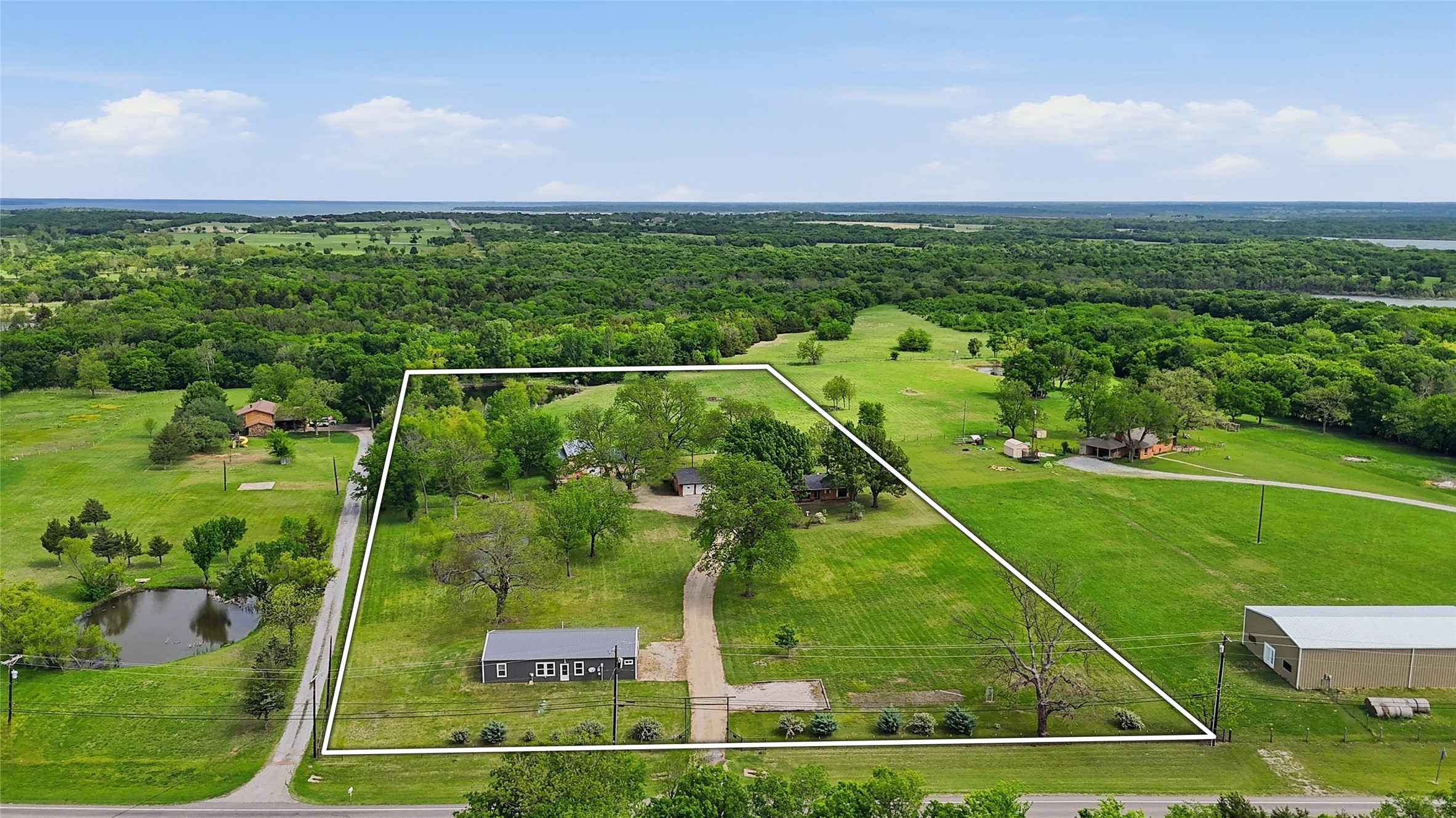 4877 Fm 84 Denison TX 75020