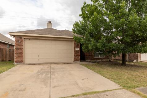 9808 Sparrow Hawk Lane Fort Worth TX 76108