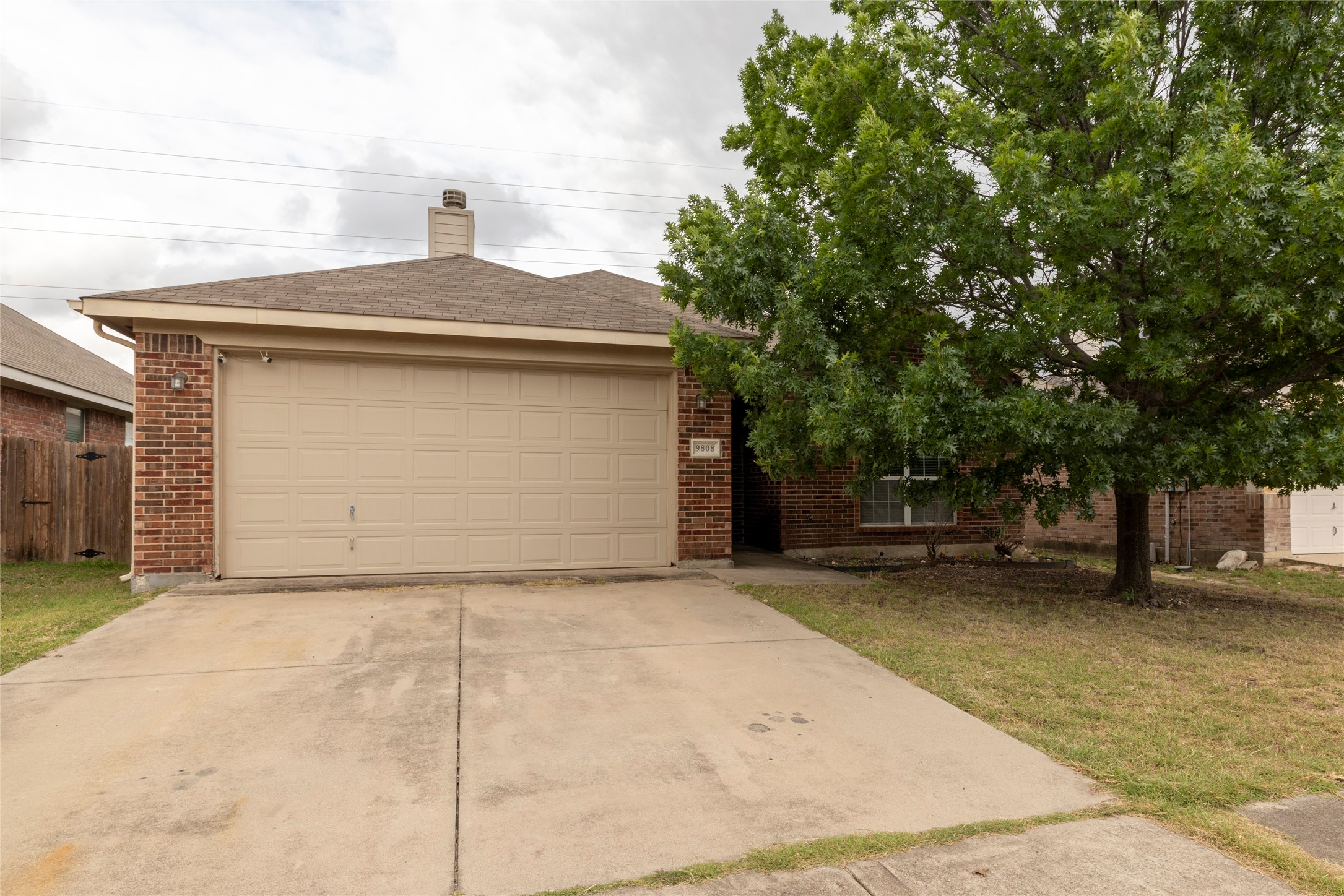 9808 Sparrow Hawk Lane Fort Worth TX 76108