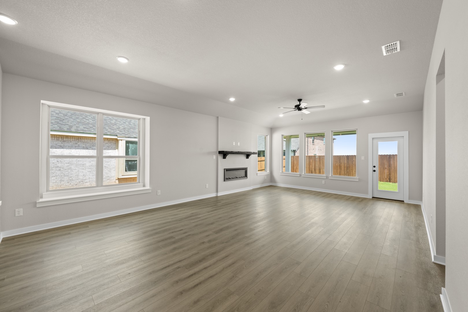 9308 Derry Lane Little Elm TX 76227