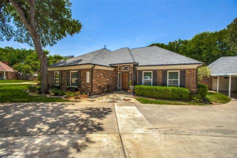 1913 Dexter Court Flower Mound TX 75028
