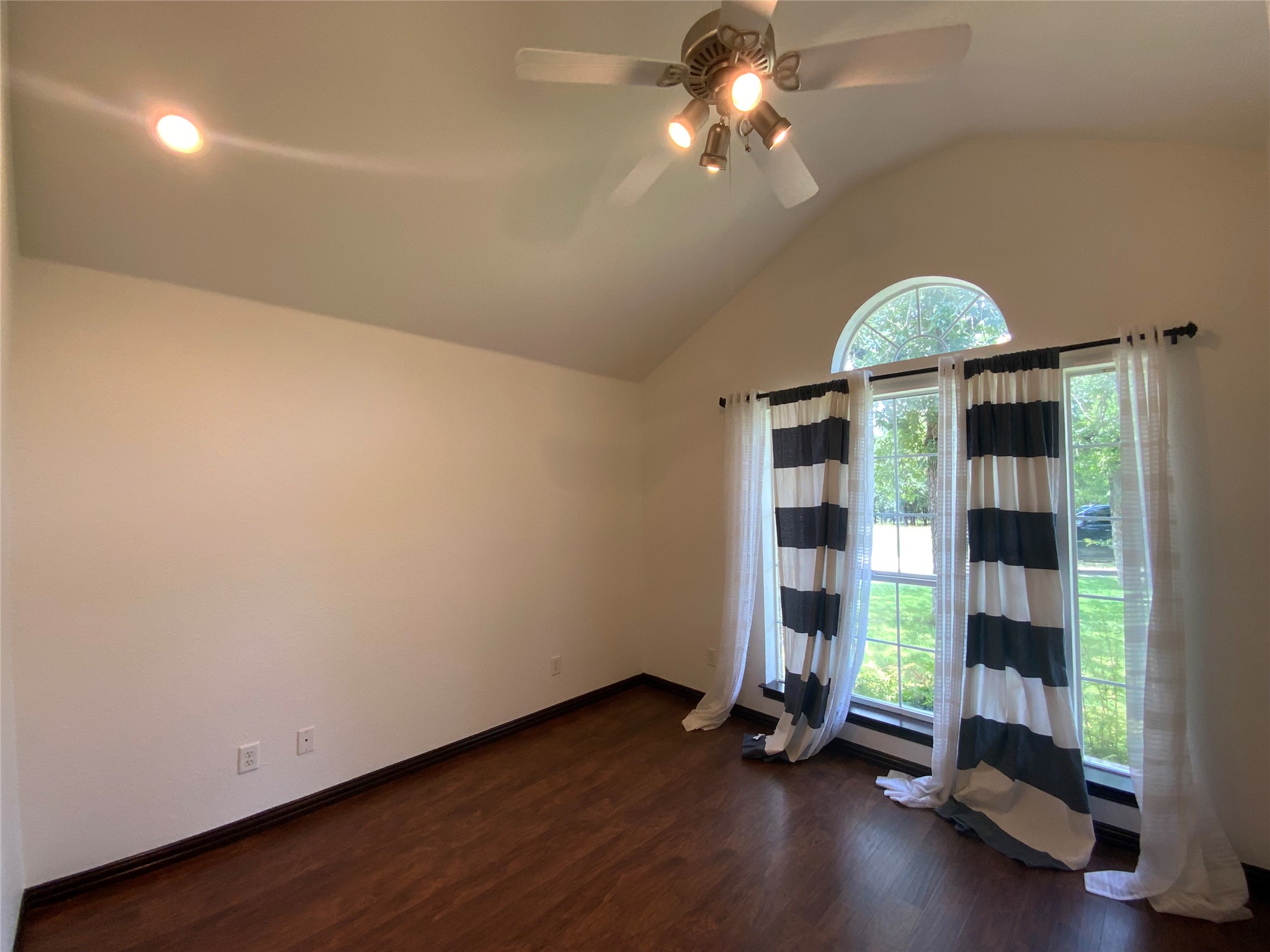676 Private Road 3628 Bridgeport TX 76426