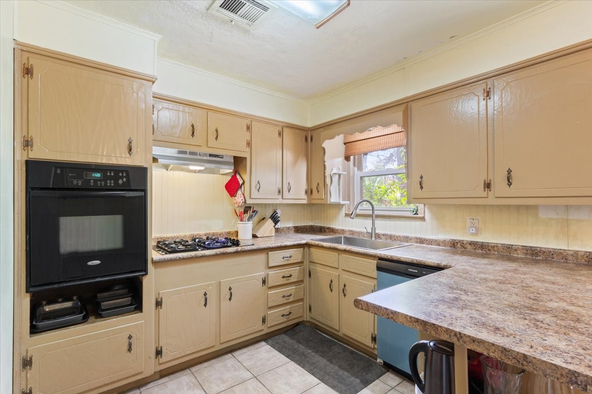 106 S Barbara Street Lacy Lakeview TX 76705
