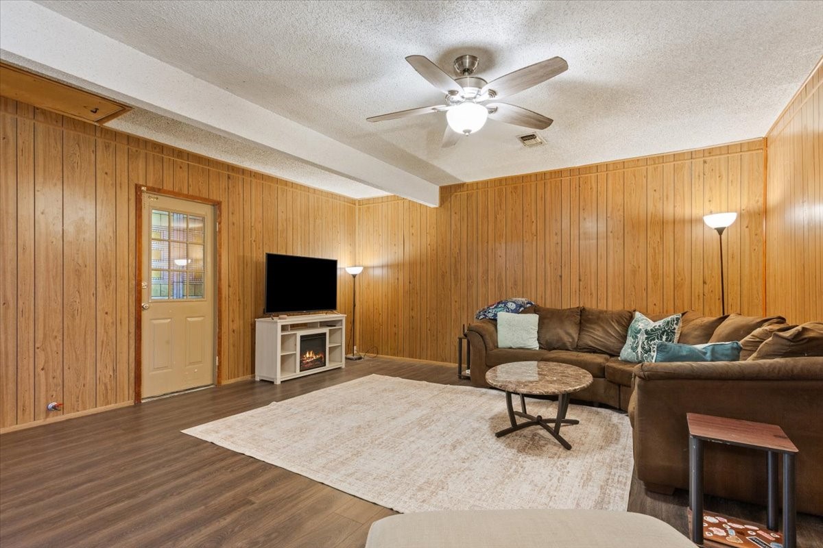 106 S Barbara Street Lacy Lakeview TX 76705