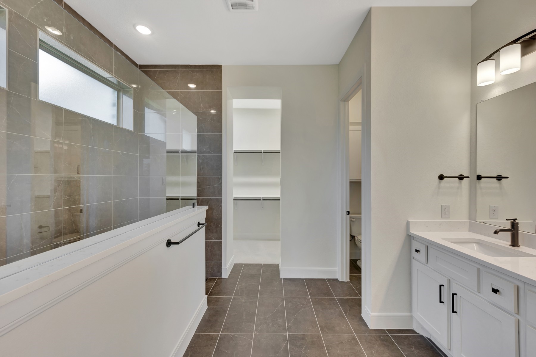 2901 Long Trail Mansfield TX 76063
