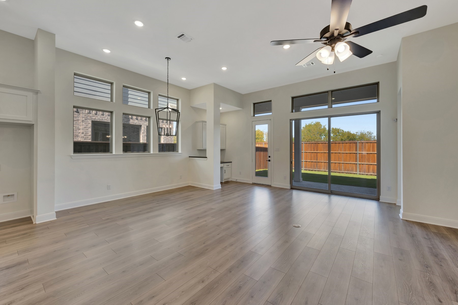 2901 Long Trail Mansfield TX 76063